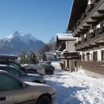 Ferienland Stubai 3* 富尔普梅斯